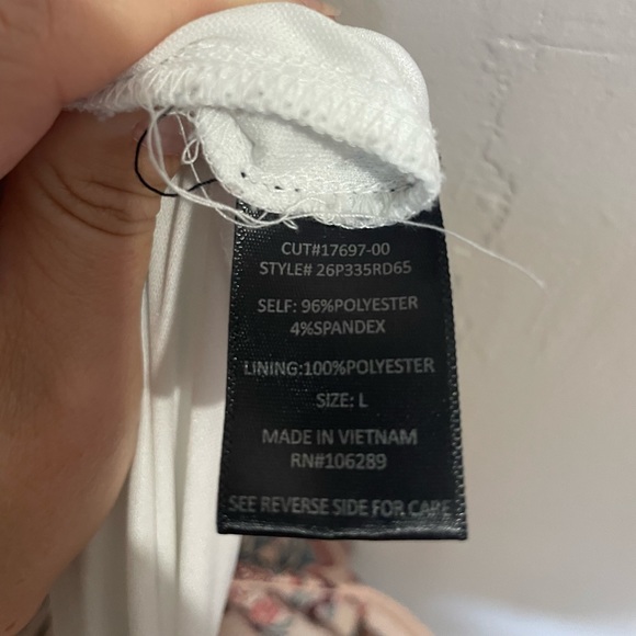 Adorable romper - Picture 6 of 7